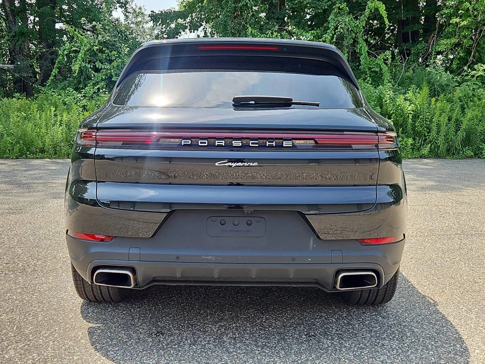2024 Porsche 9Y0/9Y3 Cayenne - Image 4 of 5