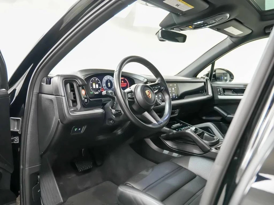 2024 Porsche 9Y0/9Y3 Cayenne - Image 4 of 5