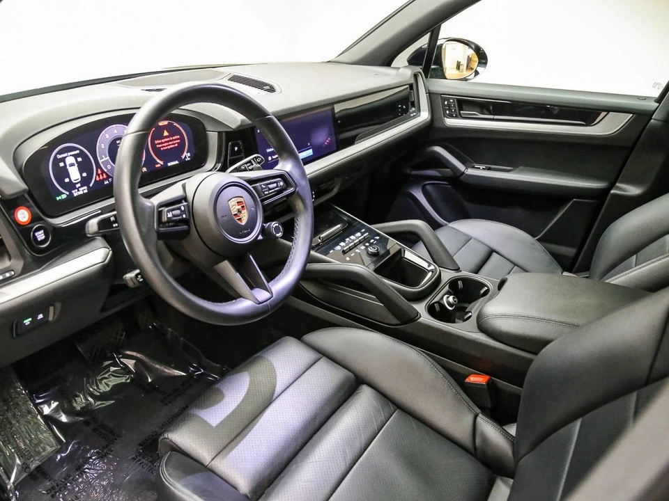 2024 Porsche 9Y0/9Y3 Cayenne - Image 4 of 5