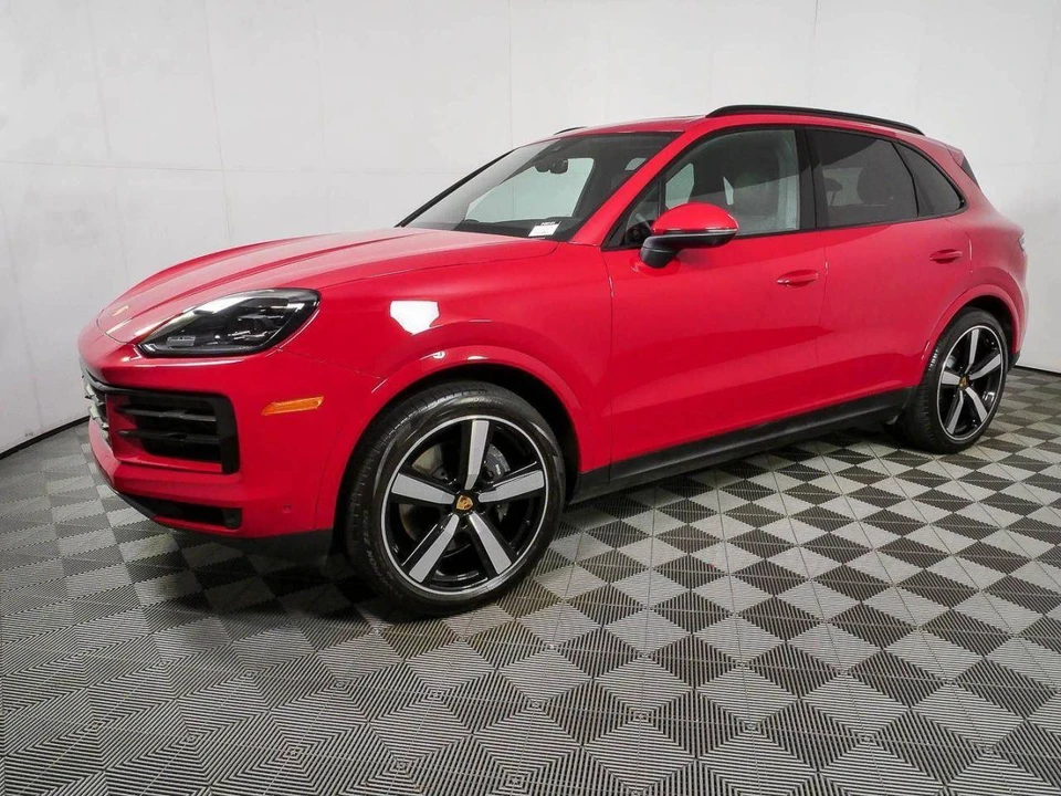 2024 Porsche 9Y0/9Y3 Cayenne - Image 2 of 5