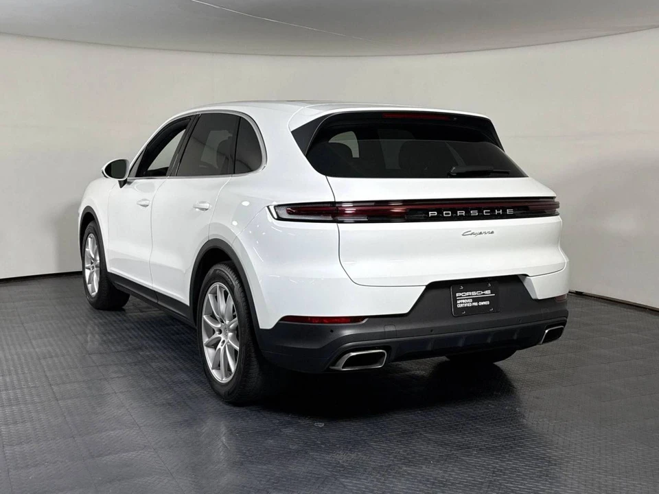 2024 Porsche 9Y0/9Y3 Cayenne - Image 3 of 5
