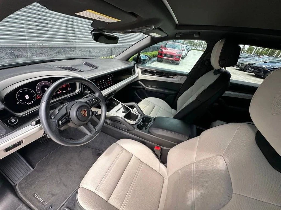 2024 Porsche 9Y0/9Y3 Cayenne - Image 4 of 5