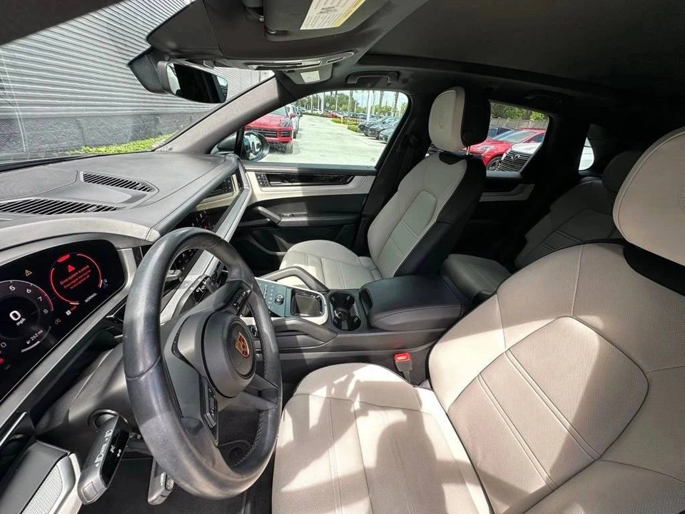 2024 Porsche 9Y0/9Y3 Cayenne - Image 5 of 5