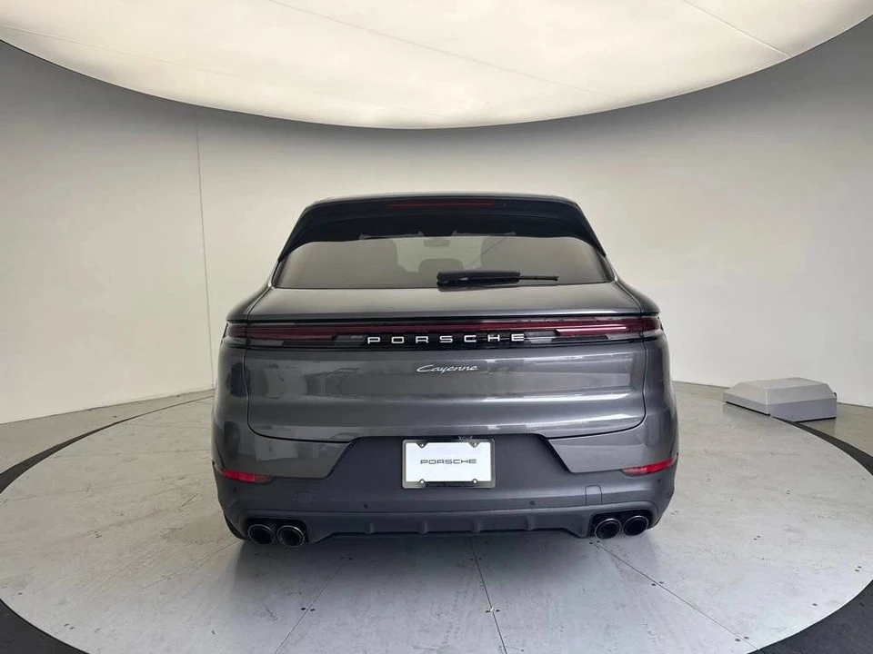 2024 Porsche 9Y0/9Y3 Cayenne - Image 4 of 5