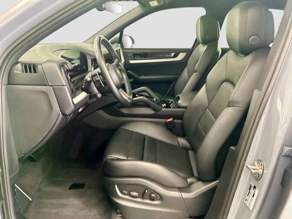 2024 Porsche 9Y0/9Y3 Cayenne - Image 5 of 5