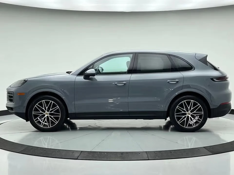 2024 Porsche 9Y0/9Y3 Cayenne - Image 11 of 31