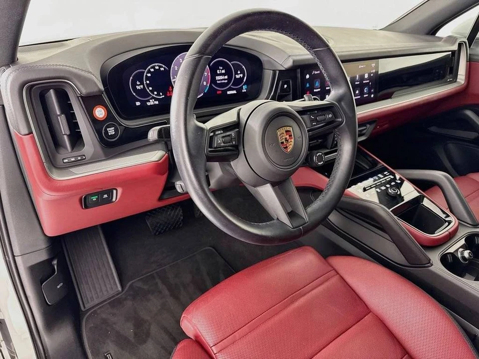 2024 Porsche 9Y0/9Y3 Cayenne - Image 4 of 5
