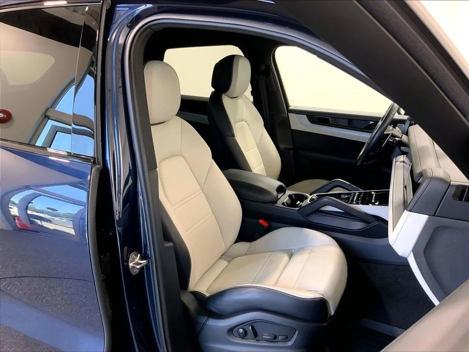 2024 Porsche 9Y0/9Y3 Cayenne - Image 12 of 20