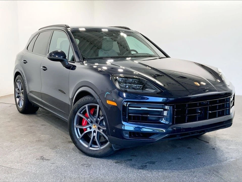2024 Porsche 9Y0/9Y3 Cayenne - Image 2 of 20
