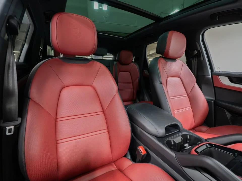 2024 Porsche 9Y0/9Y3 Cayenne - Image 20 of 20