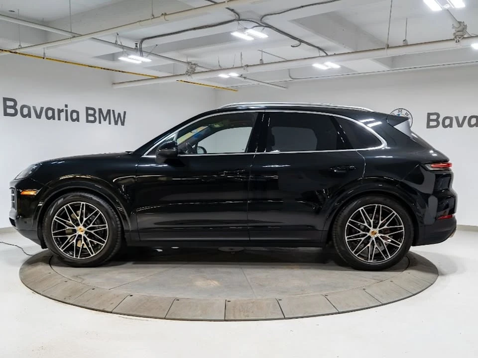 2024 Porsche 9Y0/9Y3 Cayenne - Image 2 of 20