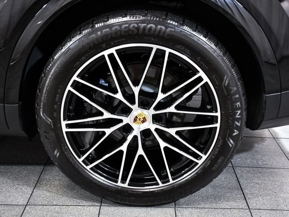 2024 Porsche 9Y0/9Y3 Cayenne - Image 8 of 20