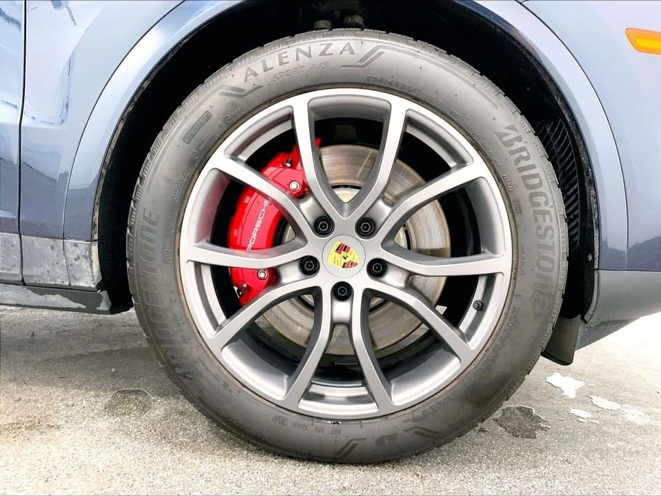 2024 Porsche 9Y0/9Y3 Cayenne - Image 13 of 20