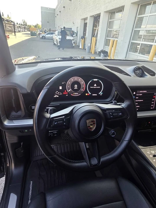 2024 Porsche 9Y0/9Y3 Cayenne - Image 14 of 20
