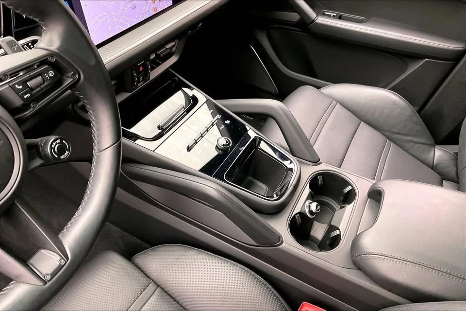 2024 Porsche 9Y0/9Y3 Cayenne - Image 12 of 20