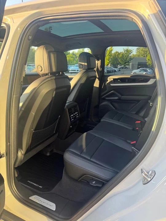 2024 Porsche 9Y0/9Y3 Cayenne - Image 7 of 9
