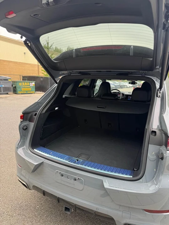 2024 Porsche 9Y0/9Y3 Cayenne - Image 8 of 9