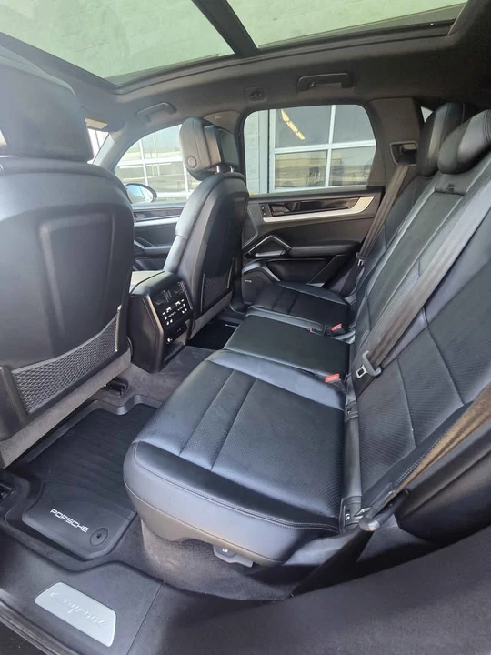 2024 Porsche 9Y0/9Y3 Cayenne - Image 18 of 20