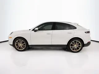 2024 Porsche 9Y0/9Y3 Cayenne S - Image 2 of 4