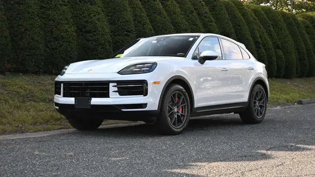 2024 Porsche Cayenne S Coupe