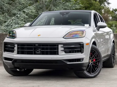 2024 Porsche Cayenne S Coupe