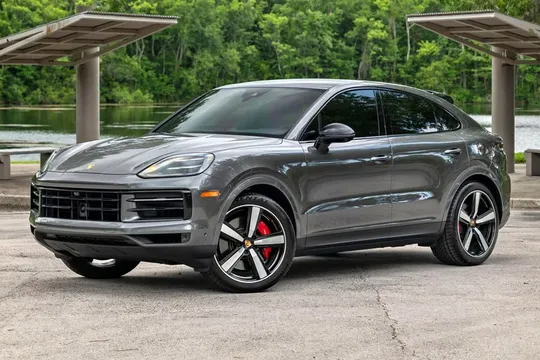 2024 Porsche Cayenne S Coupe