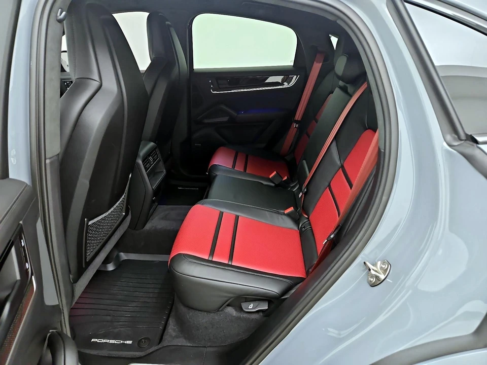 2024 Porsche 9Y0/9Y3 Cayenne Coupe - Image 22 of 28