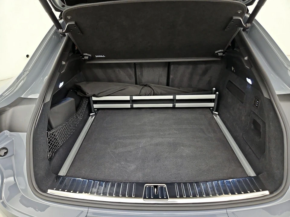 2024 Porsche 9Y0/9Y3 Cayenne Coupe - Image 23 of 28