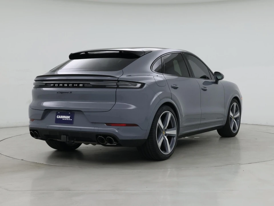 2024 Porsche 9Y0/9Y3 Cayenne Coupe - Image 9 of 28