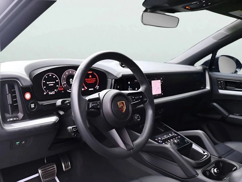 2024 Porsche 9Y0/9Y3 Cayenne Coupe - Image 4 of 5