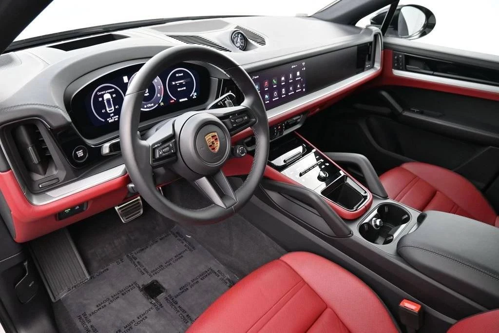 2024 Porsche 9Y0/9Y3 Cayenne Coupe - Image 4 of 4