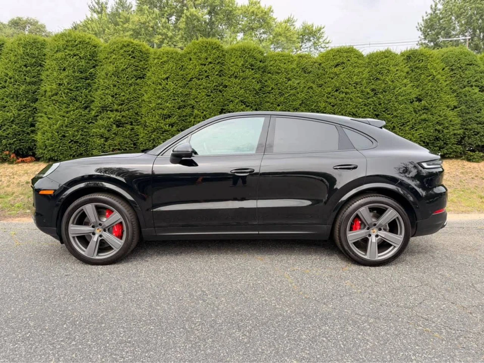 2024 Porsche 9Y0/9Y3 Cayenne S - Image 2 of 5