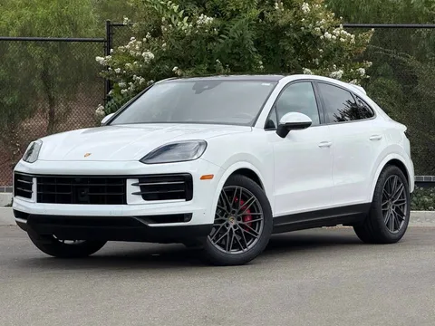 2024 Porsche Cayenne S Coupe