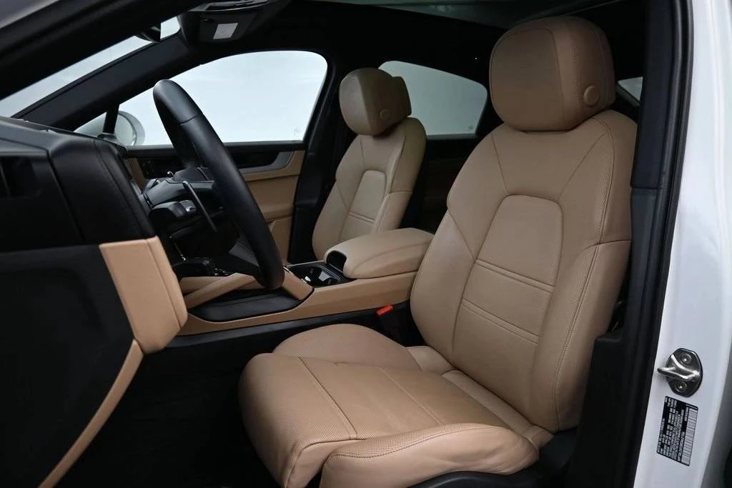 2024 Porsche 9Y0/9Y3 Cayenne Coupe - Image 5 of 5