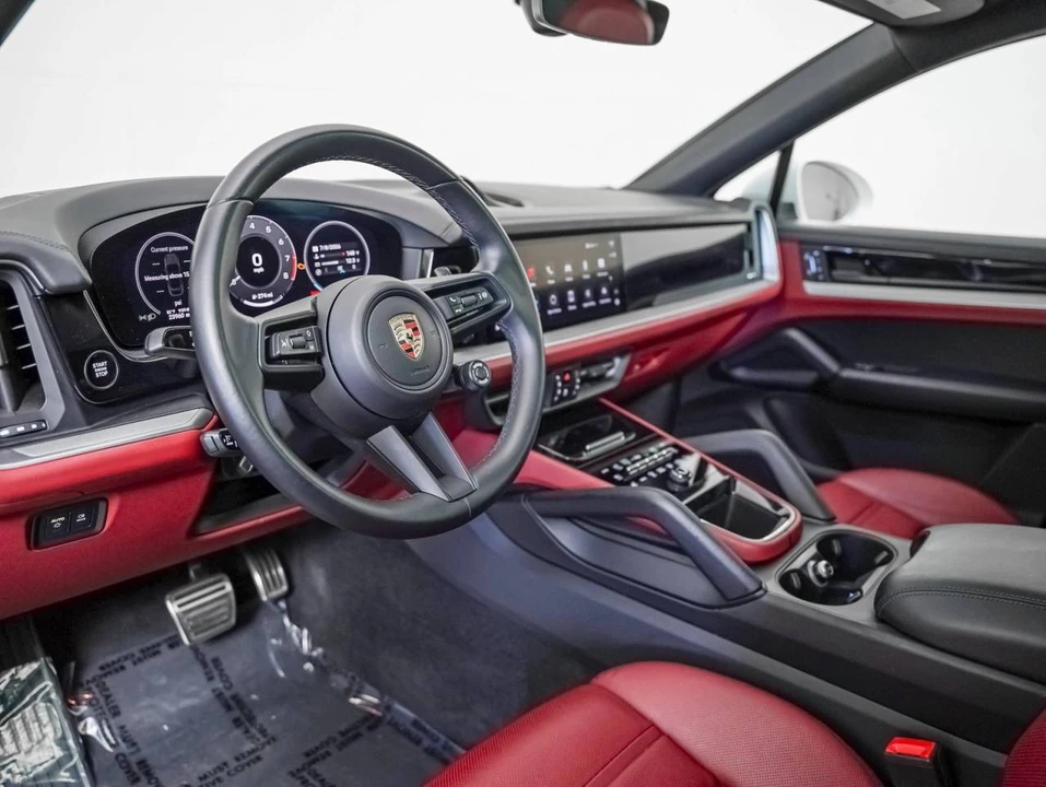 2024 Porsche 9Y0/9Y3 Cayenne Coupe - Image 4 of 5