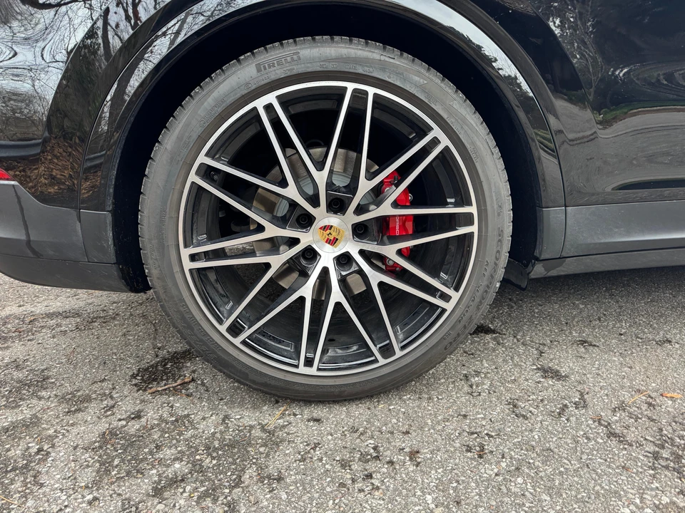 2024 Porsche 9Y0/9Y3 Cayenne S - Image 19 of 31