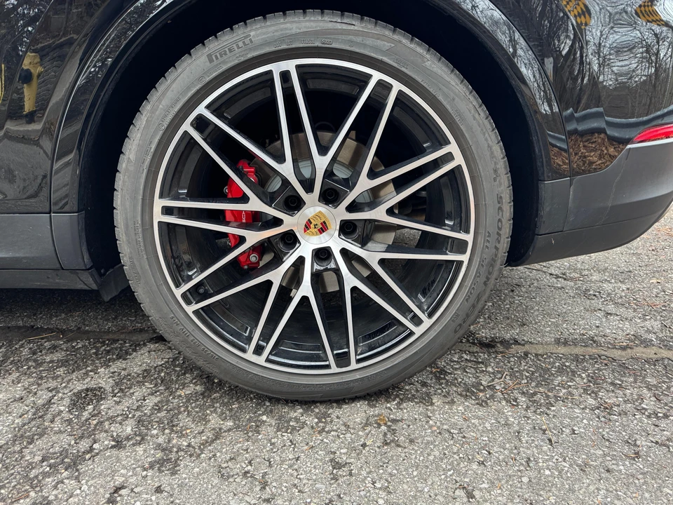 2024 Porsche 9Y0/9Y3 Cayenne S - Image 18 of 31