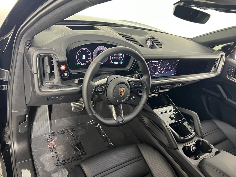2024 Porsche 9Y0/9Y3 Cayenne Coupe - Image 4 of 5