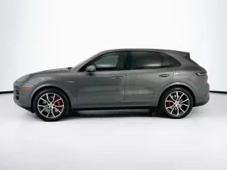 2024 Porsche 9Y0/9Y3 Cayenne S - Image 9 of 31