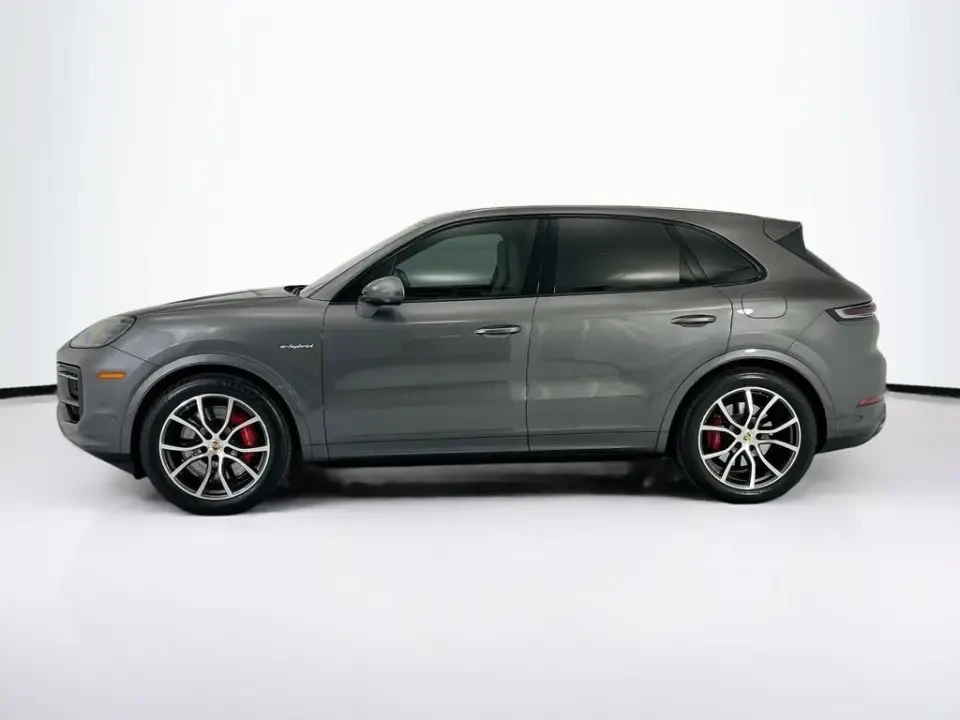 2024 Porsche 9Y0/9Y3 Cayenne S - Image 15 of 31