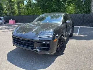 2024 Porsche 9Y0/9Y3 Cayenne - Image 5 of 31