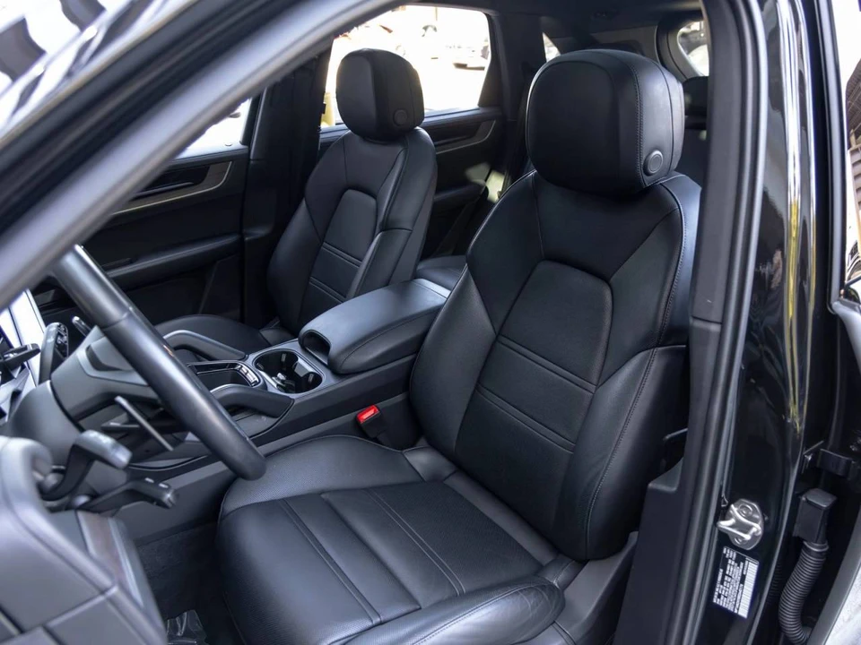 2024 Porsche Cayenne - Image 5 of 5