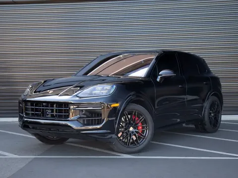 2024 Porsche Cayenne S