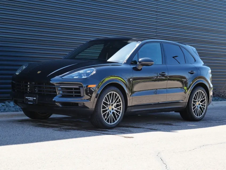 2024 Porsche 9Y0/9Y3 Cayenne S - Image 12 of 13