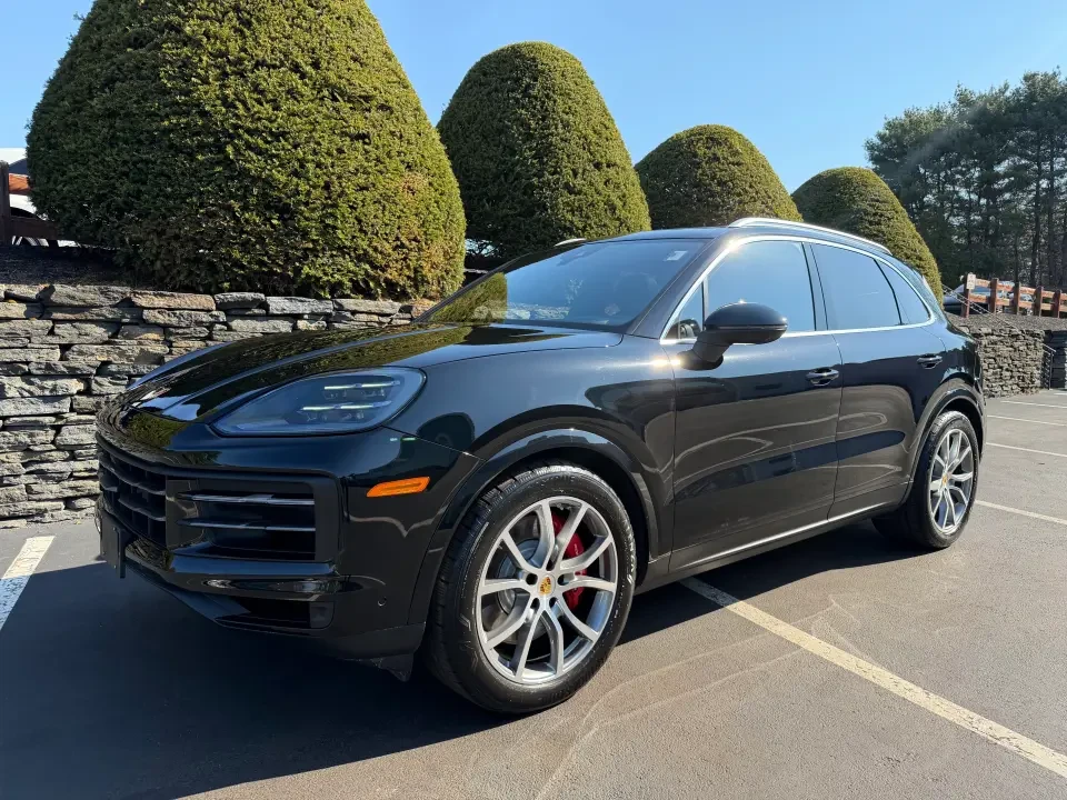 2024 Porsche 9Y0/9Y3 Cayenne S - Image 9 of 13