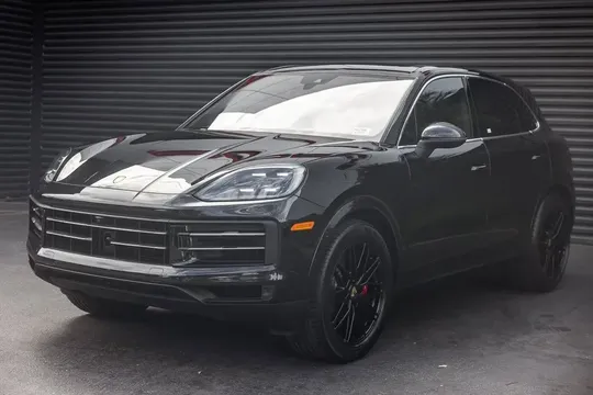 2024 Porsche Cayenne S