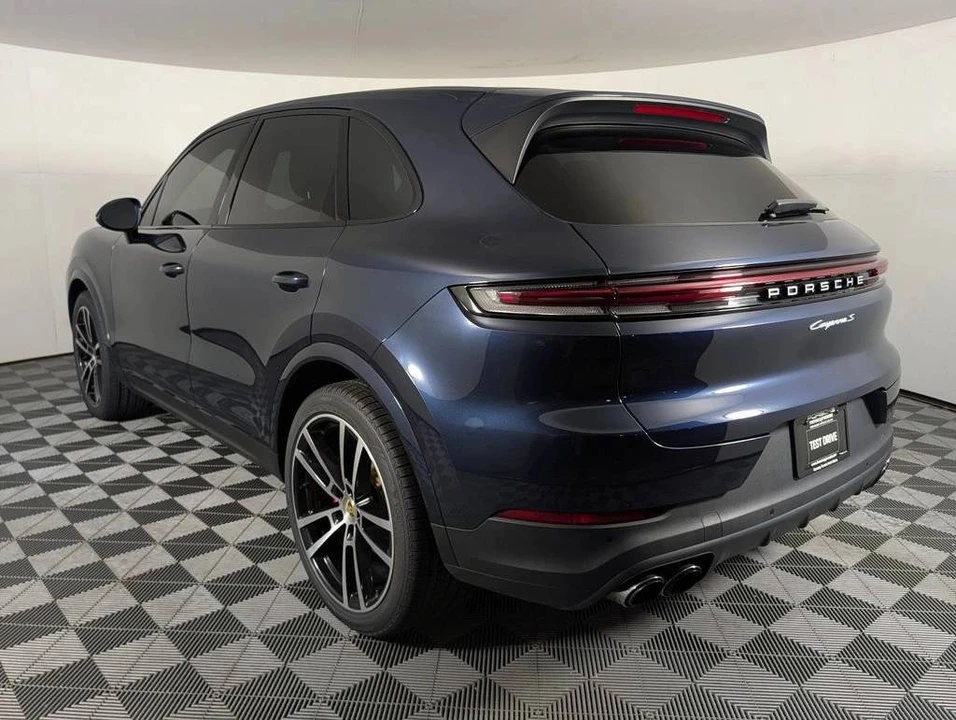2024 Porsche 9Y0/9Y3 Cayenne S - Image 3 of 5