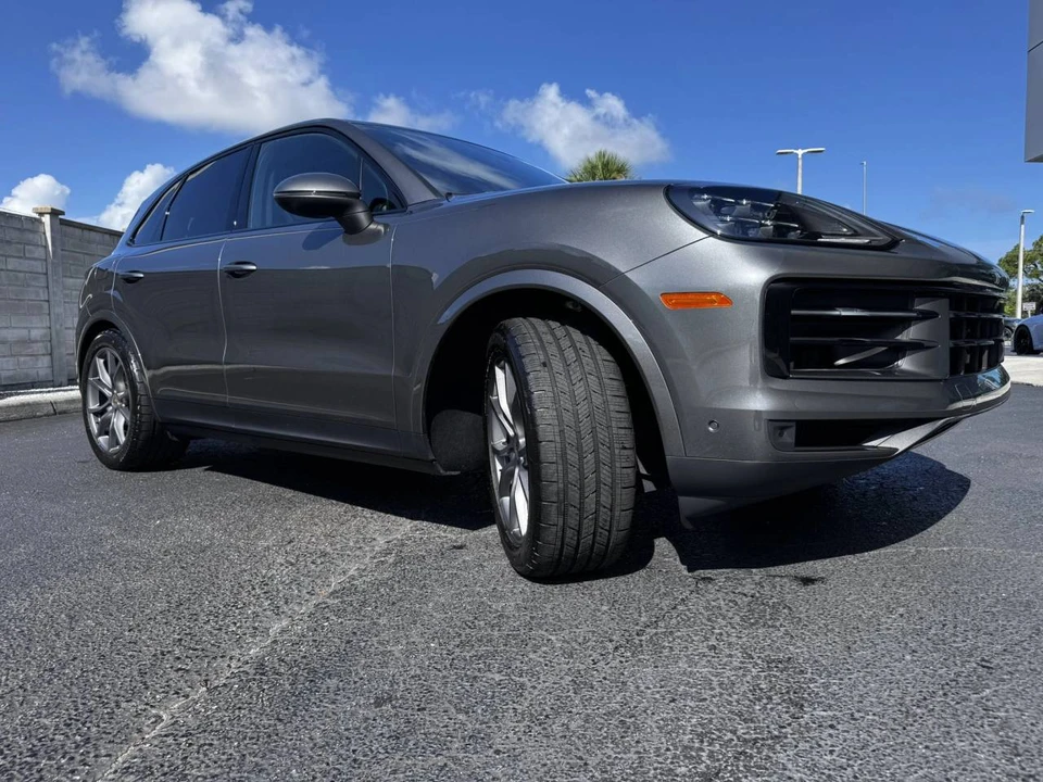 2024 Porsche 9Y0/9Y3 Cayenne S - Image 4 of 4