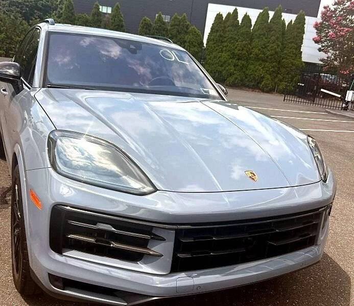 2024 Porsche 9Y0/9Y3 Cayenne S - Image 2 of 4