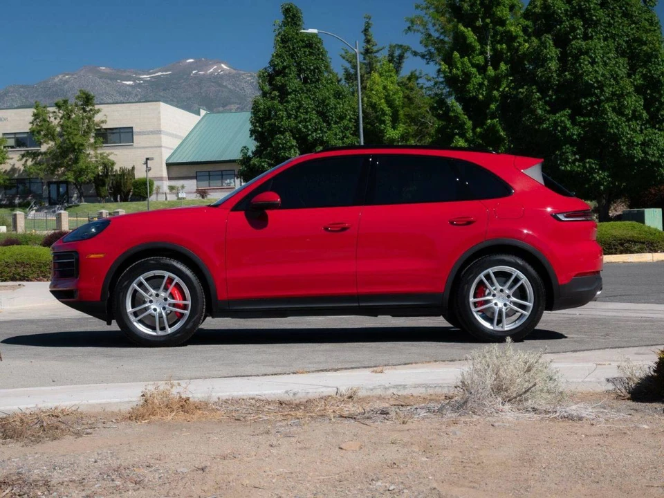 2024 Porsche 9Y0/9Y3 Cayenne S - Image 2 of 5